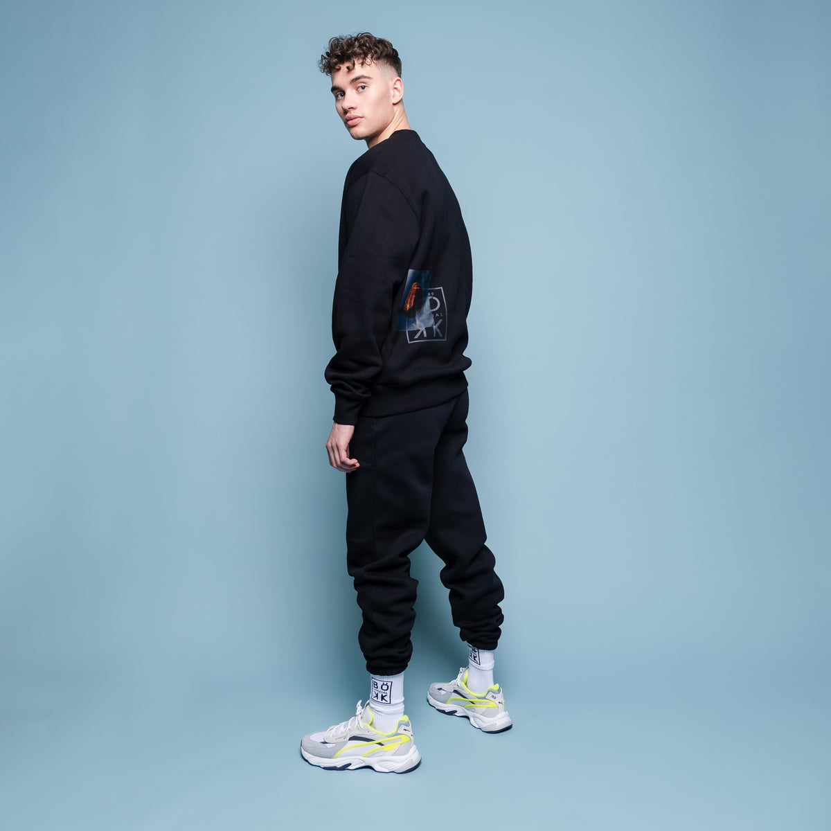 Jogginghose in der farbe Universe black